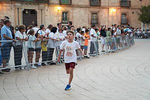 260822210047_FGF2163
