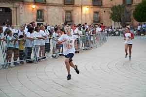 260822210121_FGF2180