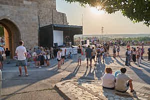 260812201352_FGF0483