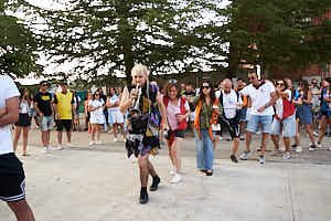 260907184719_FGF1819