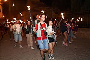260908011117_FGF5125