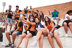 260905192029_FGF9321