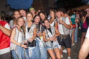 260904205830_FGF8133