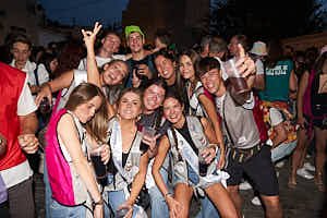260904205844_FGF8140