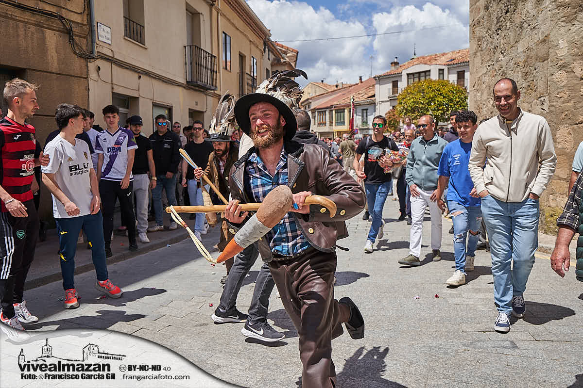 Zarrones y Danzantes en Almazán 2026